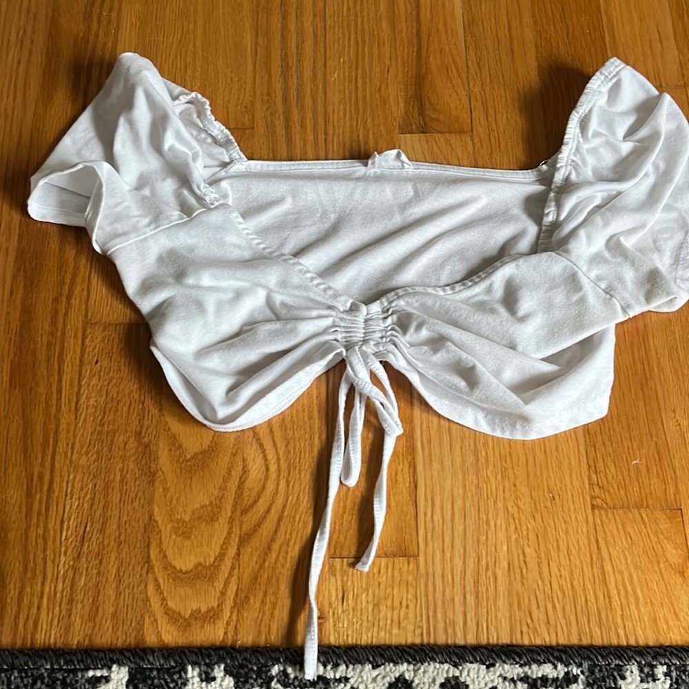 Cotton-On white crop top